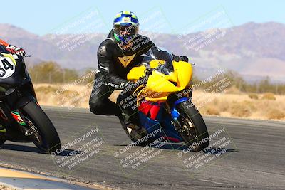 media/Feb-13-2022-SoCal Trackdays (Sun) [[c9210d39ca]]/Turn 7 Inside (1040am)/